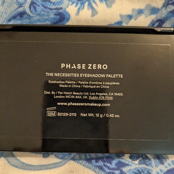 NWOB Phase Zero The Necessities Eye shadow Palette - New In Box - Picture 7 of 7